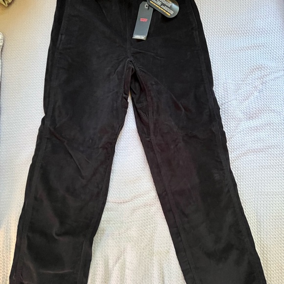 Levi’s Men’s corduroy pull on pants - Picture 5 of 5